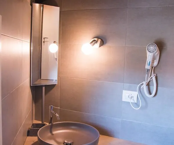 Silvia 4* וקיאנו