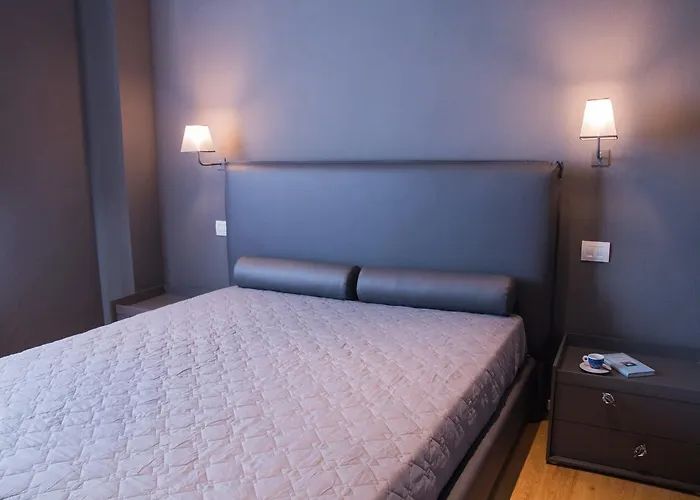 לינה וארוחת בוקר Silvia וקיאנו