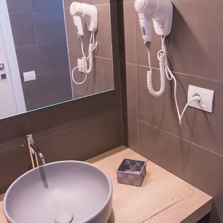 Bed & Breakfast Silvia 4*